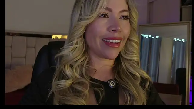 Snapshot of Ammy_Castro chatting on July 11, 2026, 10:22 pm Ammy Castro online show from July 11, 2026, 10:22 pm