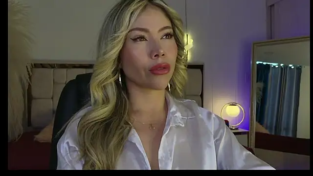 Snapshot of Ammy_Castro chatting on July 24, 2026, 10:30 pm Ammy Castro online show from July 24, 2026, 10:30 pm