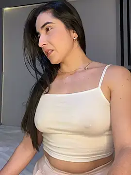 Snapshot of Victoria-And1 chatting on March 7, 2025, 1:42 am Victoria-And1 online show from March 7, 2025, 1:42 am