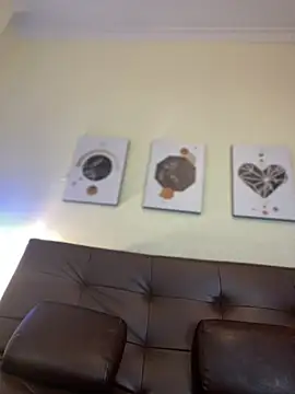 AleezaFrench online show from February 23, 2025, 7:49 pm