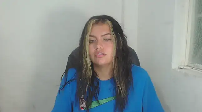 sweetkitty 16 online show from March 18, 2025, 2:04 am