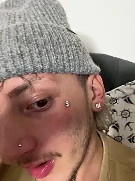 Snapshot of Scott_sex7 chatting on March 4, 2026, 4:29 am Scott sex7 online show from March 4, 2026, 4:29 am