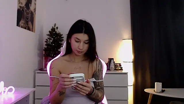 Simply the best online show from January 6, 2026, 4:00 pm