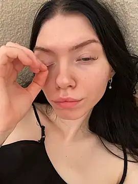 Lisaaa Alisa online show from February 5, 2025, 6:24 am