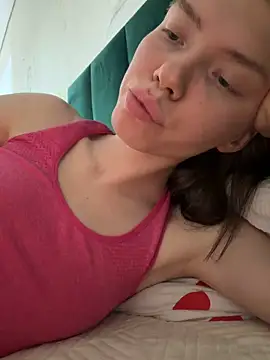 Lisaaa Alisa online show from June 14, 2026, 10:06 am
