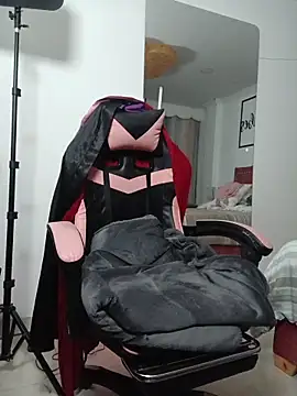 Marie Mature online show from December 3, 2025, 12:07 am