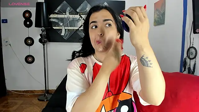 SARAMISHA online show from September 24, 2025, 3:26 pm