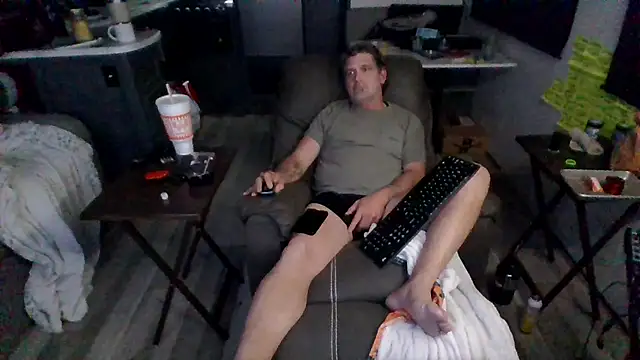 lateniter online show from February 18, 2026, 6:31 am