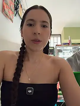 LittleDoll    online show from August 1, 2026, 12:26 pm