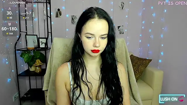 Lori  Hell online show from March 11, 2025, 2:10 am