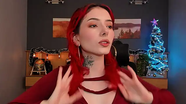 Snapshot of LiliJones_ chatting on December 17, 2024, 5:15 pm LiliJones online show from December 17, 2024, 5:15 pm