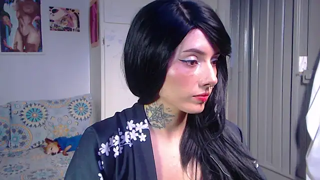 Snapshot of LiliJones_ chatting on February 11, 2025, 7:38 pm LiliJones online show from February 11, 2025, 7:38 pm