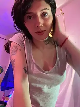 LiliJones  online show from February 12, 2026, 3:18 pm