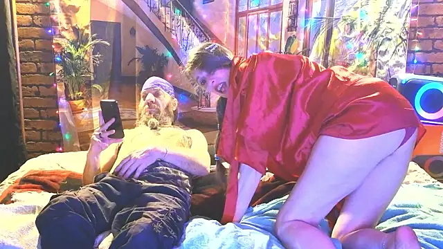 PropertyAndBiker online show from November 2, 2025, 11:07 pm