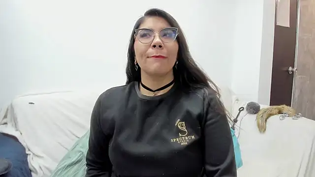 Luna Dumont online show from September 20, 2025, 11:22 am