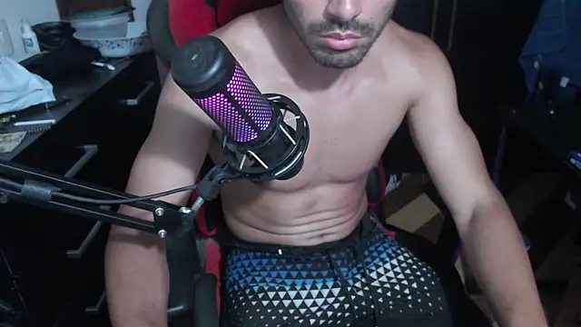 Snapshot of m16x16x chatting on December 5, 2025, 6:00 am m16x16x online show from December 5, 2025, 6:00 am