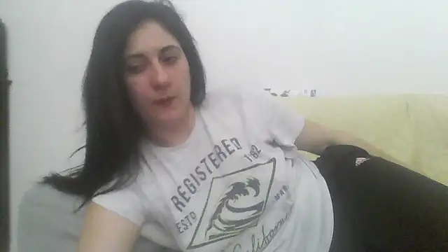Snapshot of davenmichelle00 chatting on March 19, 2026, 6:12 pm davenmichelle00 online show from March 19, 2026, 6:12 pm