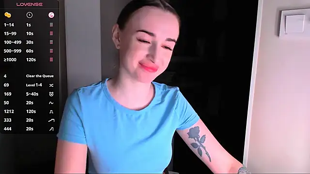 Kimmberr online show from January 10, 2025, 3:29 am