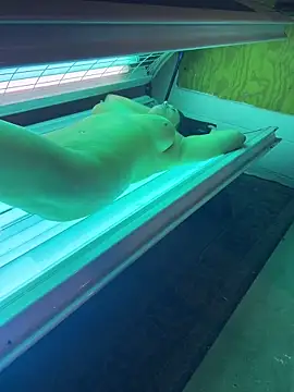 Snapshot of DawnDunley chatting on November 21, 2025, 3:49 am DawnDunley online show from November 21, 2025, 3:49 am