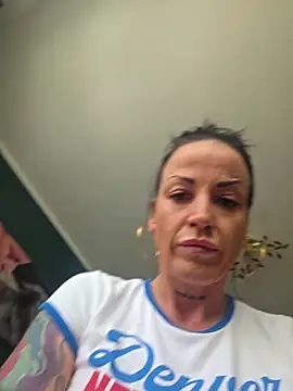 Snapshot of EmilyDiazofficial chatting on July 24, 2026, 7:06 am EmilyDiazofficial online show from July 24, 2026, 7:06 am