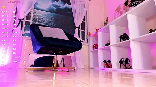 Snapshot of Itzeldreams chatting on February 5, 2025, 1:11 pm Itzeldreams online show from February 5, 2025, 1:11 pm