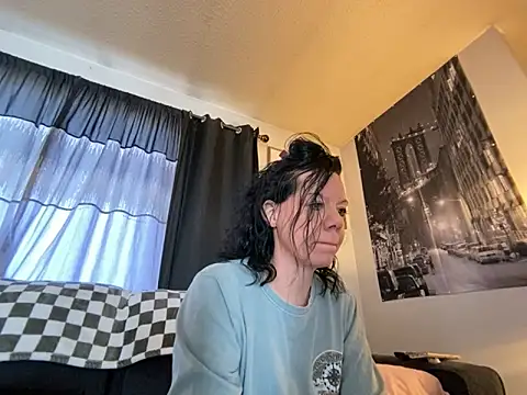 Snapshot of SidneyRaee chatting on December 5, 2024, 5:17 pm SidneyRaee online show from December 5, 2024, 5:17 pm