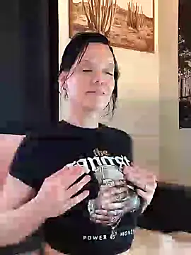 Snapshot of SidneyRaee chatting on February 11, 2025, 6:44 pm SidneyRaee online show from February 11, 2025, 6:44 pm