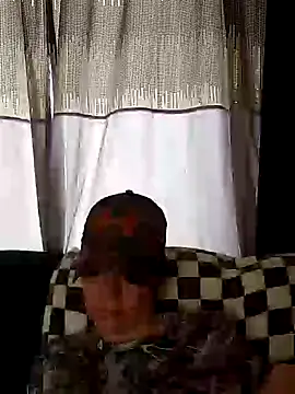 Snapshot of SidneyRaee chatting on February 28, 2025, 5:15 pm SidneyRaee online show from February 28, 2025, 5:15 pm