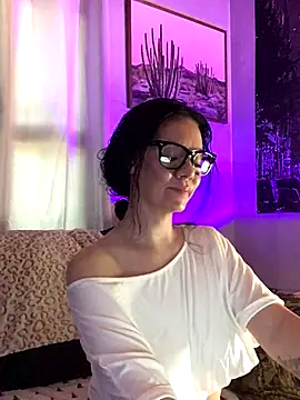 Snapshot of SidneyRaee chatting on September 19, 2025, 4:51 pm SidneyRaee online show from September 19, 2025, 4:51 pm