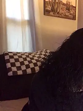 Snapshot of SidneyRaee chatting on November 17, 2025, 7:19 pm SidneyRaee online show from November 17, 2025, 7:19 pm