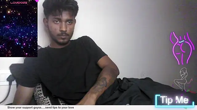 Snapshot of just_fucks chatting on October 24, 2025, 7:21 pm just fucks online show from October 24, 2025, 7:21 pm