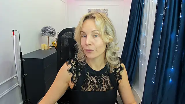 Sinty Devis online show from January 9, 2026, 4:26 am