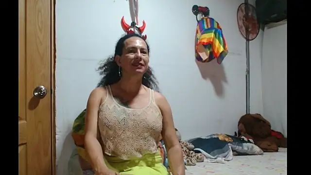 Snapshot of abbycrespa chatting on March 18, 2025, 3:31 pm abbycrespa online show from March 18, 2025, 3:31 pm