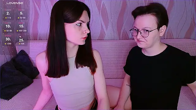  crazy baby  online show from December 22, 2025, 10:18 pm