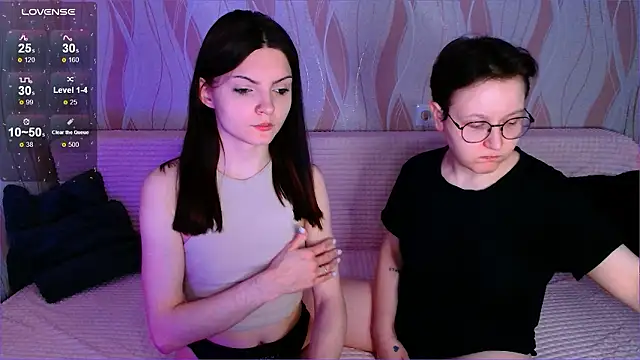  crazy baby  online show from February 11, 2026, 2:44 pm