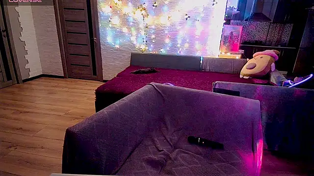 Snapshot of Akemilun chatting on December 13, 2024, 9:52 pm Akemilun online show from December 13, 2024, 9:52 pm