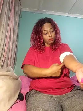 Snapshot of indian_hotty_jus4fun chatting on December 19, 2024, 6:23 pm indian hotty jus4fun online show from December 19, 2024, 6:23 pm