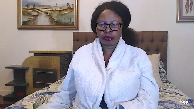 Snapshot of OmegaLipps chatting on May 27, 2026, 3:47 am OmegaLipps online show from May 27, 2026, 3:47 am