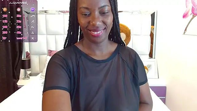 Snapshot of Sara_Marks chatting on July 21, 2026, 11:12 am Sara Marks online show from July 21, 2026, 11:12 am