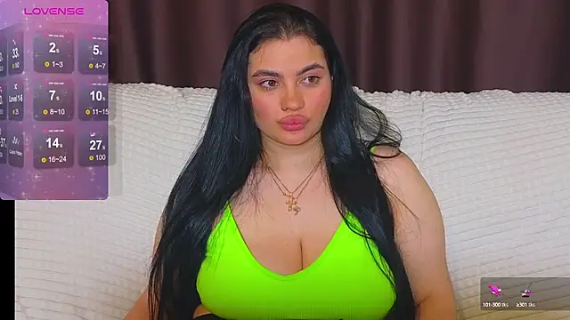 Nikki Kardashian online show from February 7, 2025, 2:29 am