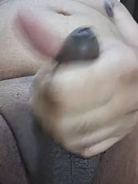 dirtybearr online show from June 25, 2026, 5:17 pm
