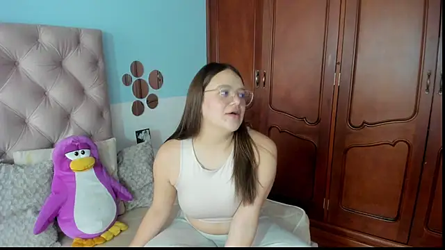 Snapshot of _Sarahh_0 chatting on January 9, 2025, 1:45 pm Sarahh 0 online show from January 9, 2025, 1:45 pm