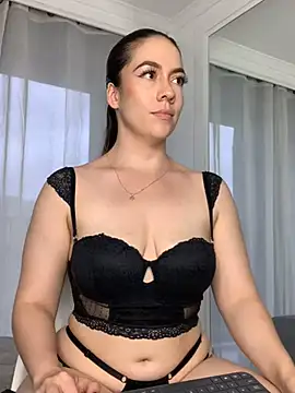 ImAlicee online show from January 2, 2025, 10:33 pm