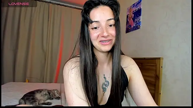 AishaGold online show from June 19, 2026, 10:24 pm