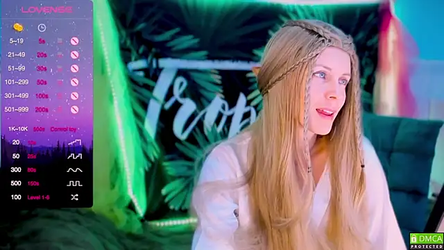 Snapshot of Flash_Summer chatting on December 5, 2024, 3:15 am Flash Summer online show from December 5, 2024, 3:15 am