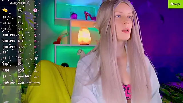 Snapshot of Flash_Summer chatting on September 8, 2025, 10:20 pm Flash Summer online show from September 8, 2025, 10:20 pm