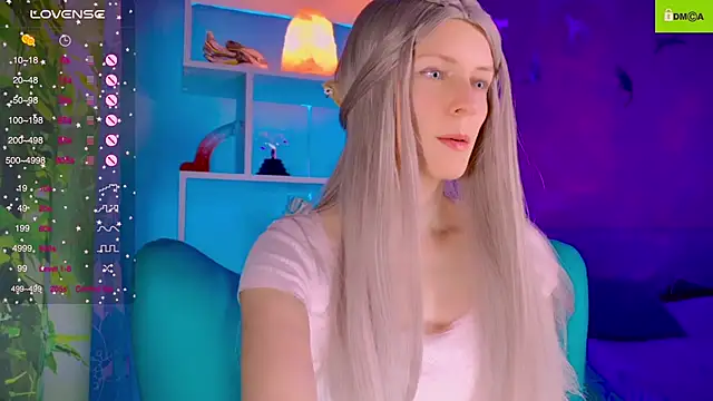 Snapshot of Flash_Summer chatting on November 6, 2025, 12:44 am Flash Summer online show from November 6, 2025, 12:44 am