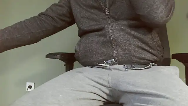 juanpalmox online show from December 6, 2024, 7:43 am