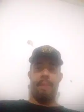 Snapshot of Carabina1991 chatting on October 25, 2025, 4:42 am Carabina1991 online show from October 25, 2025, 4:42 am