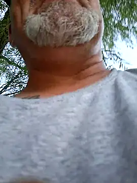 Snapshot of bigdoog8 chatting on July 24, 2026, 1:36 am bigdoog8 online show from July 24, 2026, 1:36 am